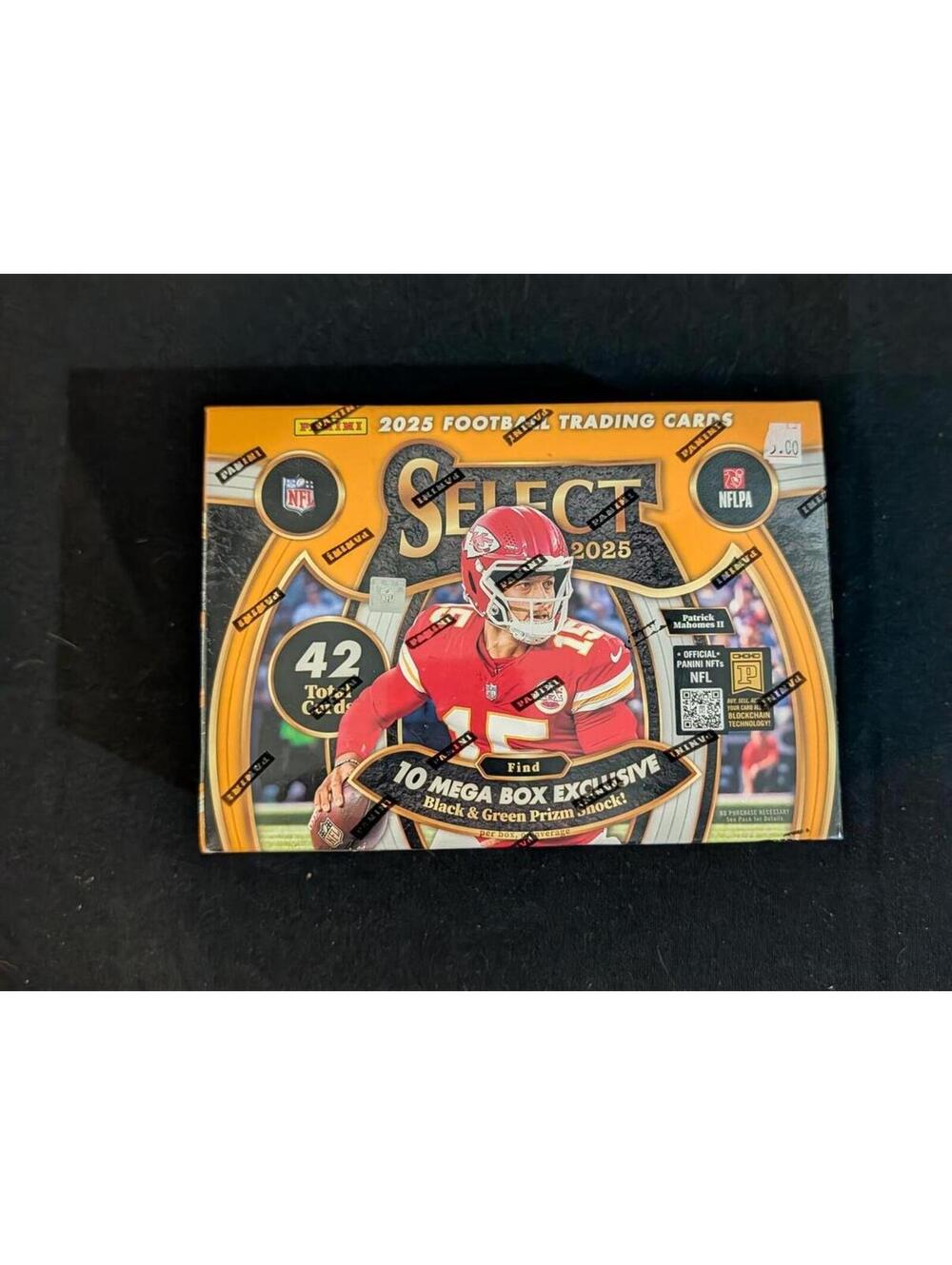 2025 Panini Select Football Trading Cards Mega Box